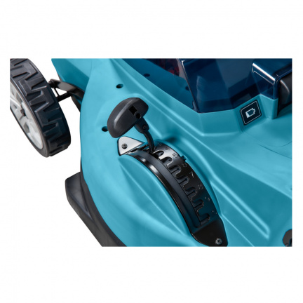 Аккумуляторная газонокосилка Makita DLM480Z (без акк, без з/у)